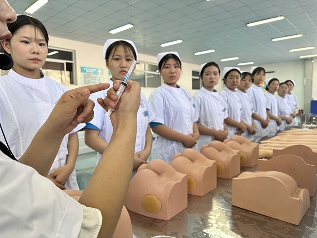 官方文字版|河北同仁医学中等专业学校(河北同仁医学院)2025年秋季招生简章